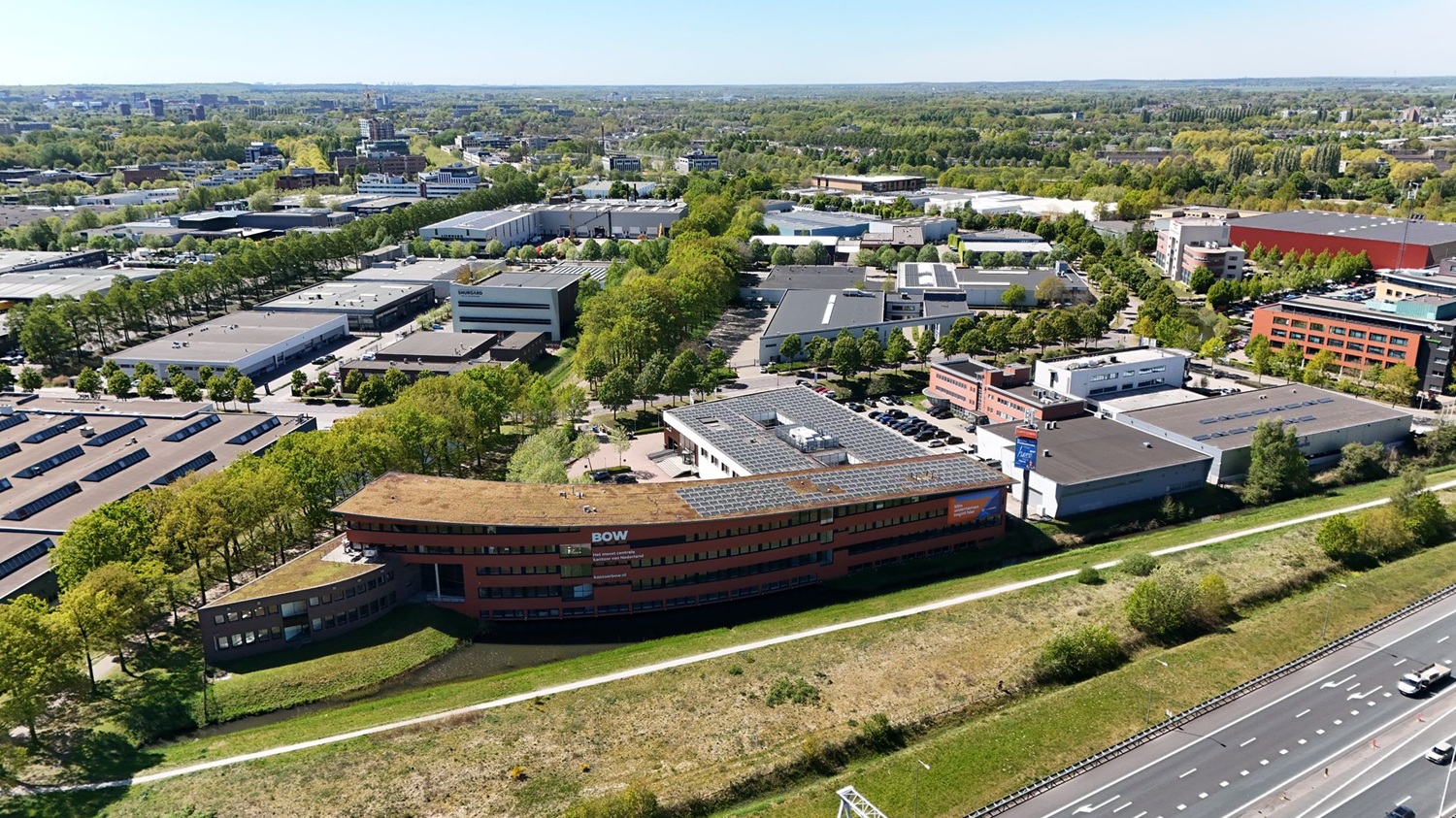 Nieuwe huisvesting Interstellar Services